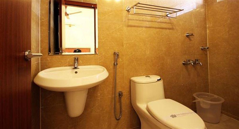 The Gopinivas Grand Hotel Kanyakumari Bagian luar foto