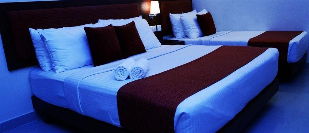 The Gopinivas Grand Hotel Kanyakumari Bagian luar foto