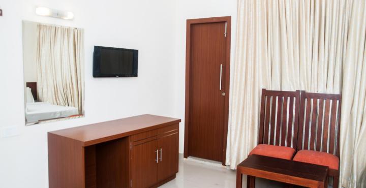 The Gopinivas Grand Hotel Kanyakumari Bagian luar foto