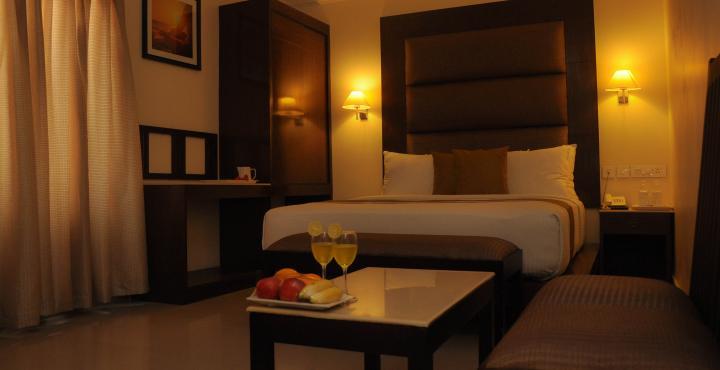 The Gopinivas Grand Hotel Kanyakumari Bagian luar foto